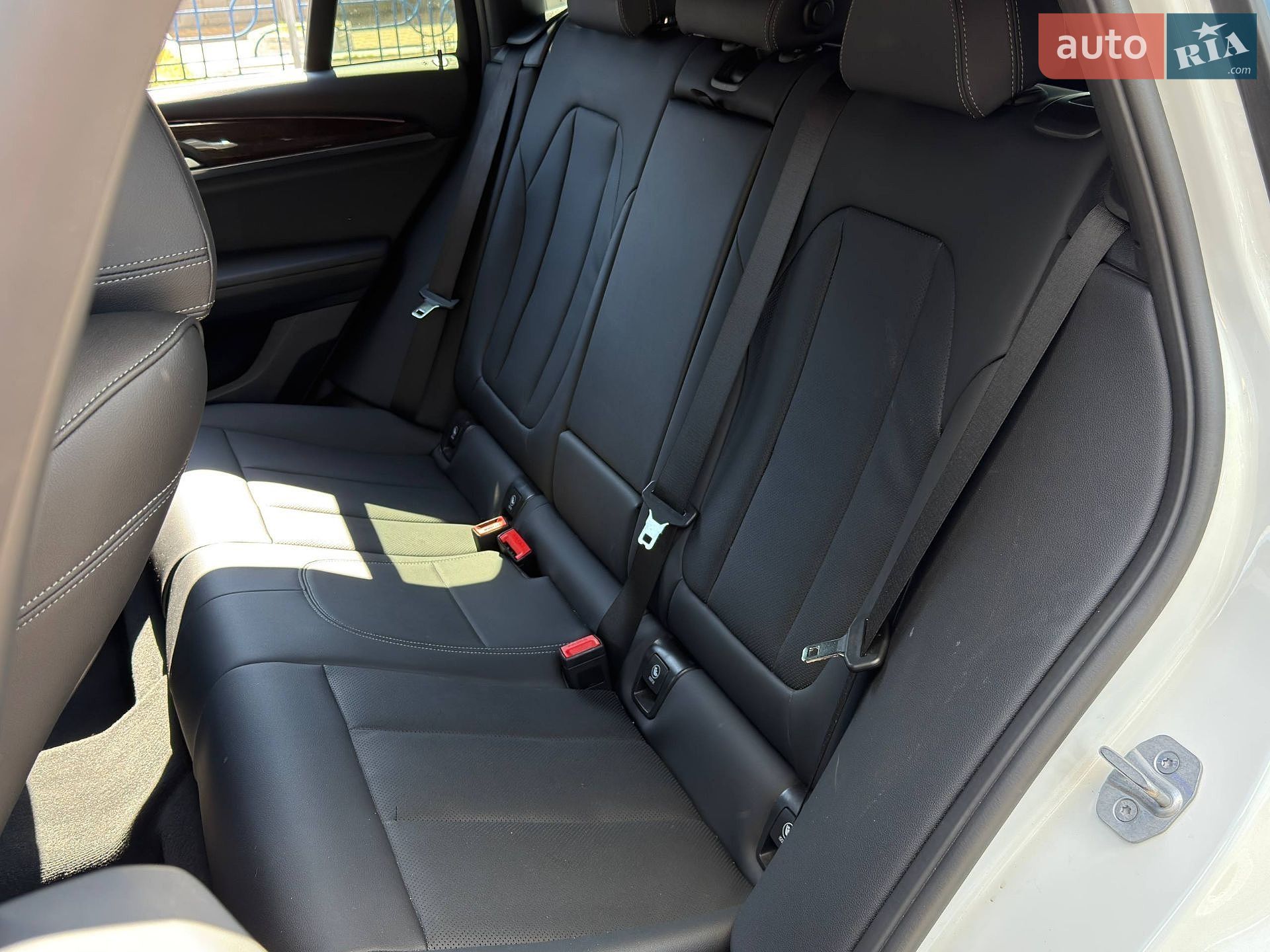 BMW X4 2024 VIN 5UX33DT09S9Y72732 фото оголошення 23 з 41