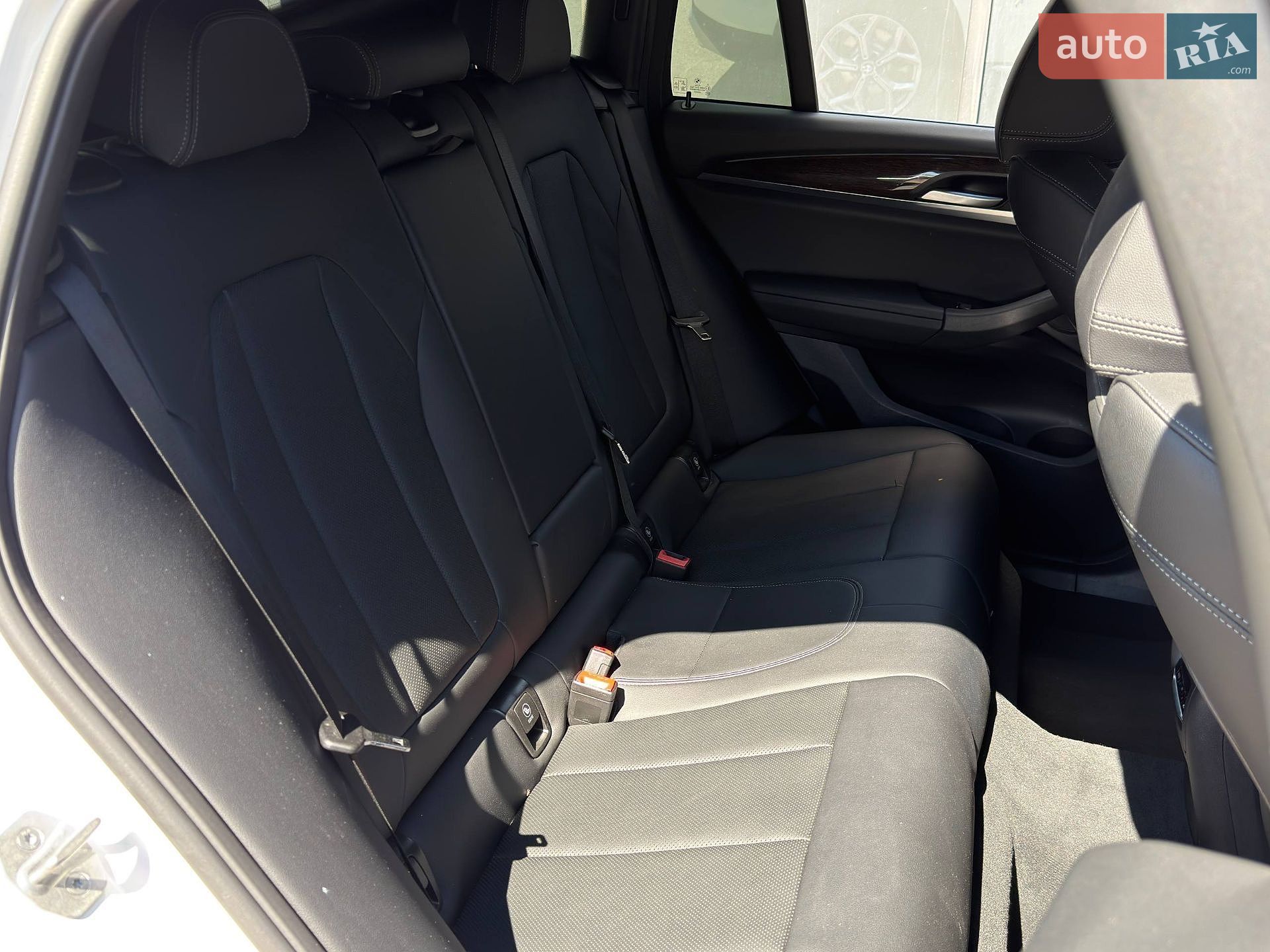 BMW X4 2024 VIN 5UX33DT09S9Y72732 фото оголошення 26 з 41