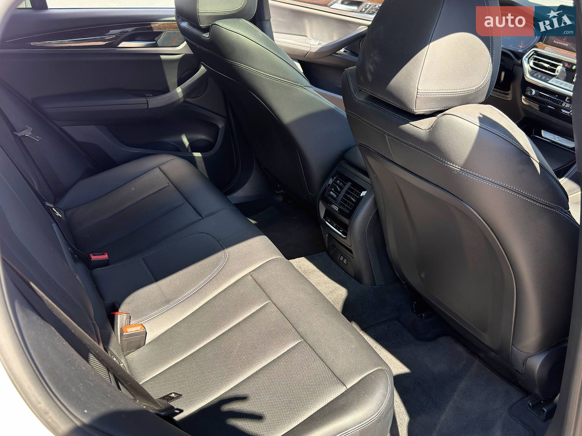 BMW X4 2024 VIN 5UX33DT09S9Y72732 фото оголошення 25 з 41