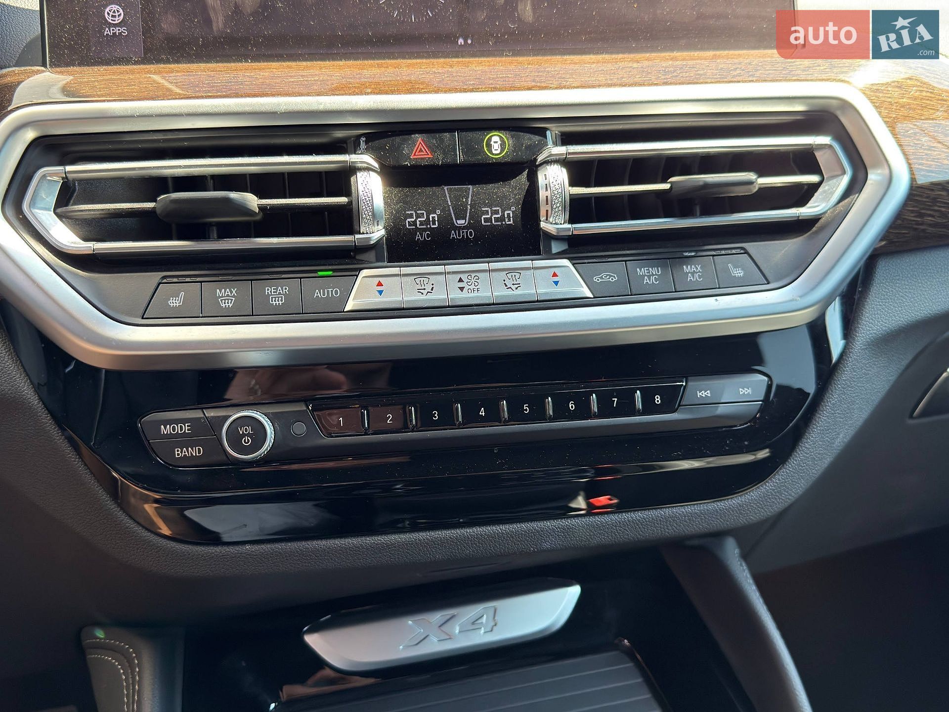 BMW X4 2024 VIN 5UX33DT09S9Y72732 фото оголошення 37 з 41