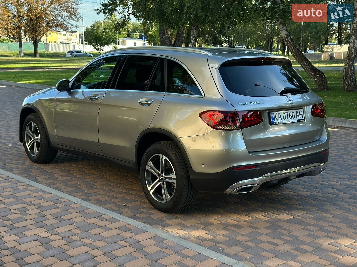 Mercedes-Benz GLC-Class 2019 VIN WDC0G8DB2LF751263 фото оголошення 5 з 27