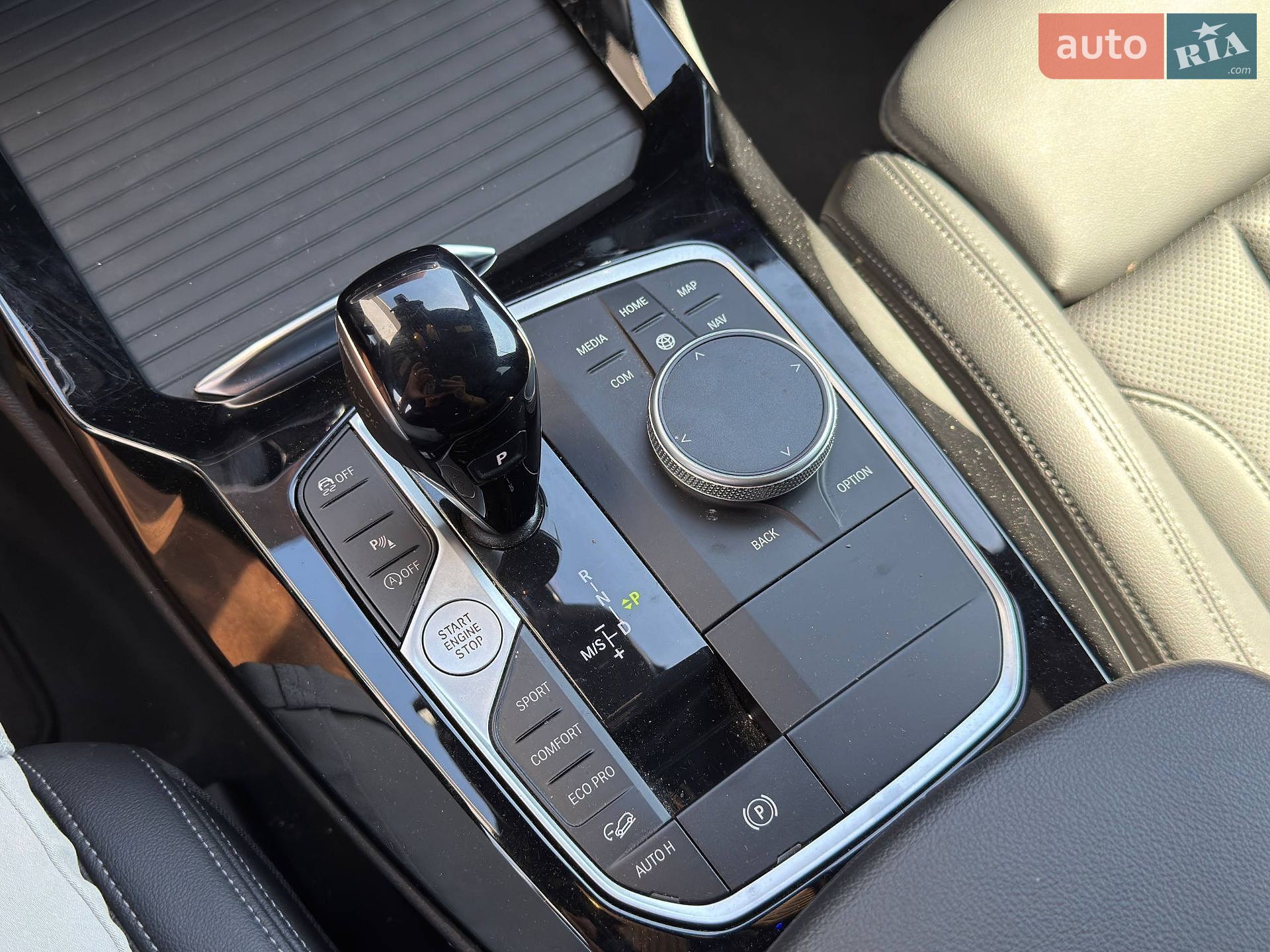 BMW X4 2024 VIN 5UX33DT09S9Y72732 фото оголошення 39 з 41