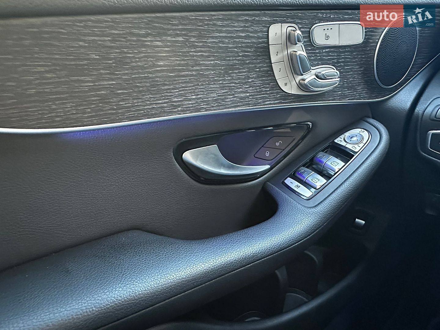 Mercedes-Benz GLC-Class 2019 VIN WDC0G8DB2LF751263 фото оголошення 26 з 27