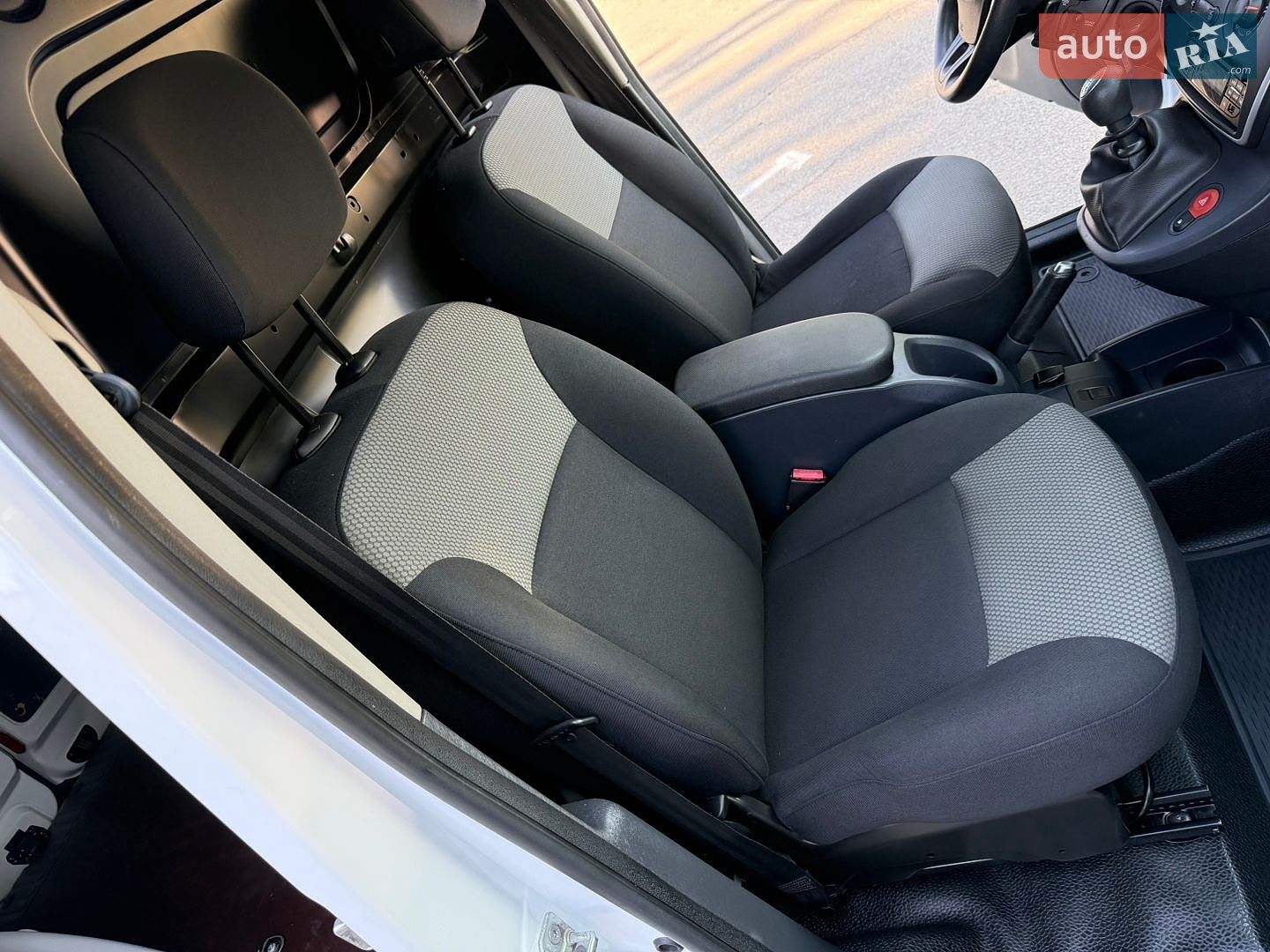 Renault Kangoo 2021 VIN VF1WF000367947203 фото оголошення 42 з 100