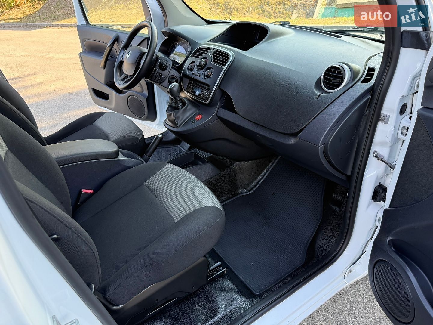 Renault Kangoo 2021 VIN VF1WF000367947203 фото оголошення 48 з 100
