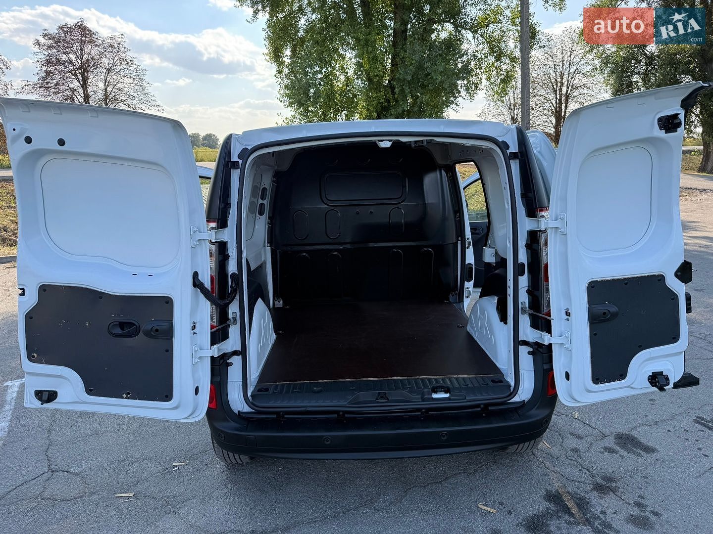 Renault Kangoo 2021 VIN VF1WF000367947203 фото оголошення 63 з 100