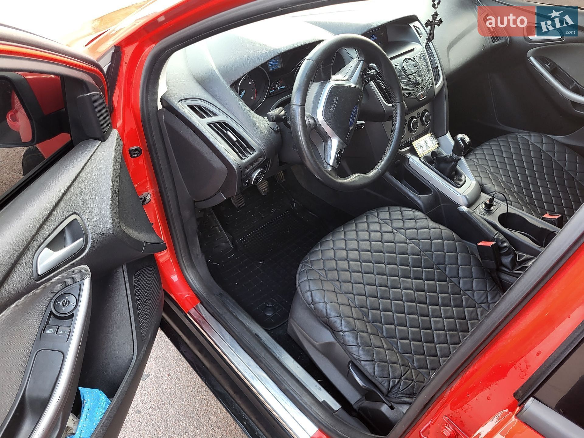 Ford Focus 2013 VIN WF0LXXGCBLDM25324 фото оголошення 5 з 6