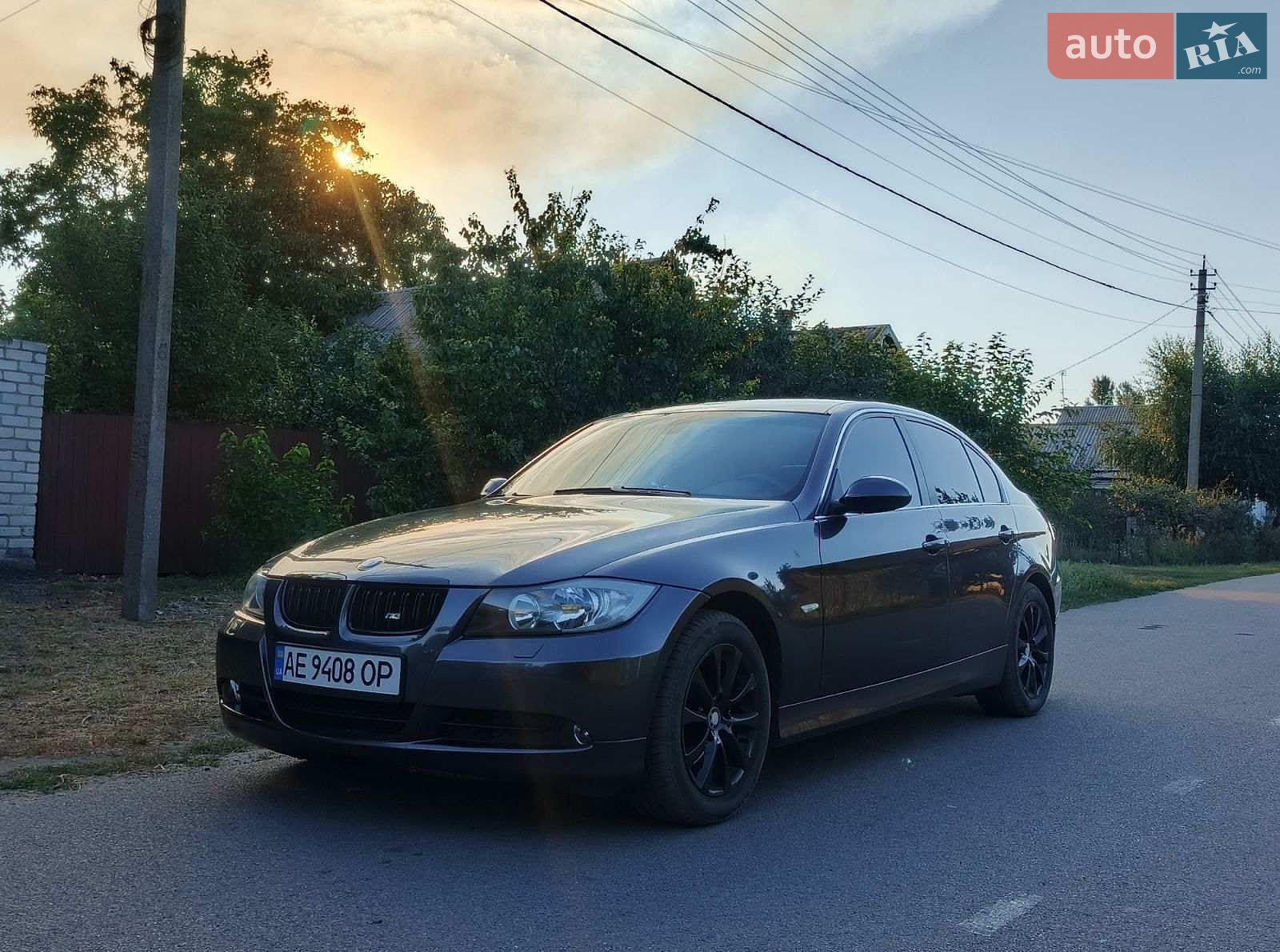 BMW 3 Series 2005 VIN WBAVB11060KT58404 фото оголошення 4 з 19