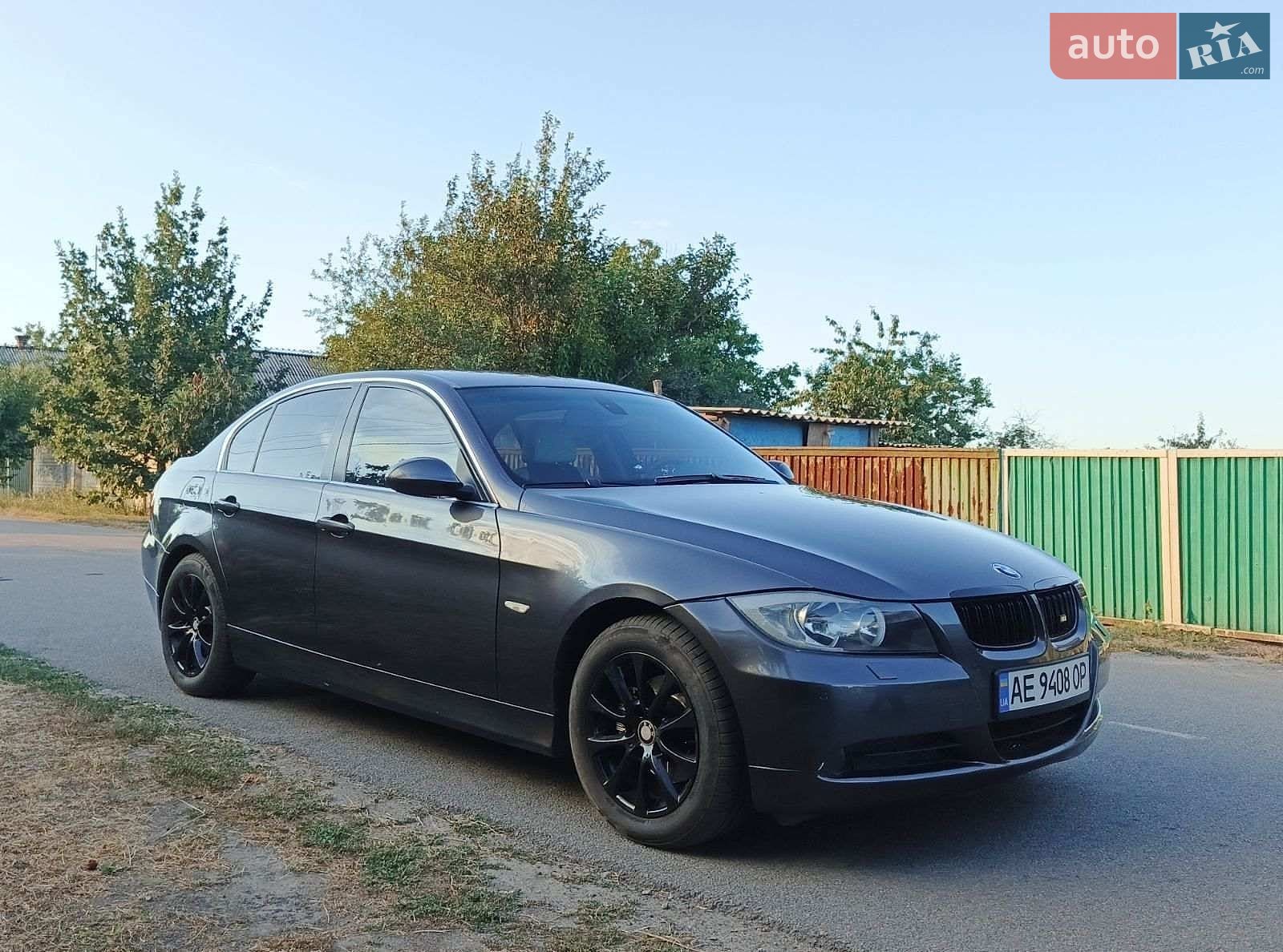 BMW 3 Series 2005 VIN WBAVB11060KT58404 фото оголошення 5 з 19
