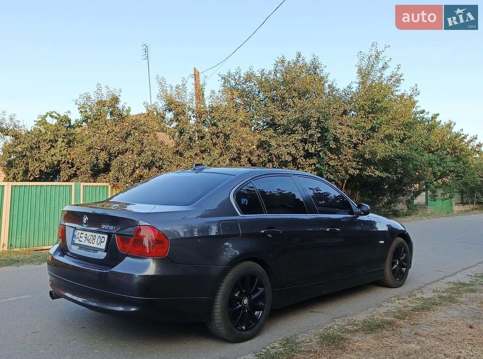 BMW 3 Series 2005 VIN WBAVB11060KT58404 фото оголошення 6 з 19