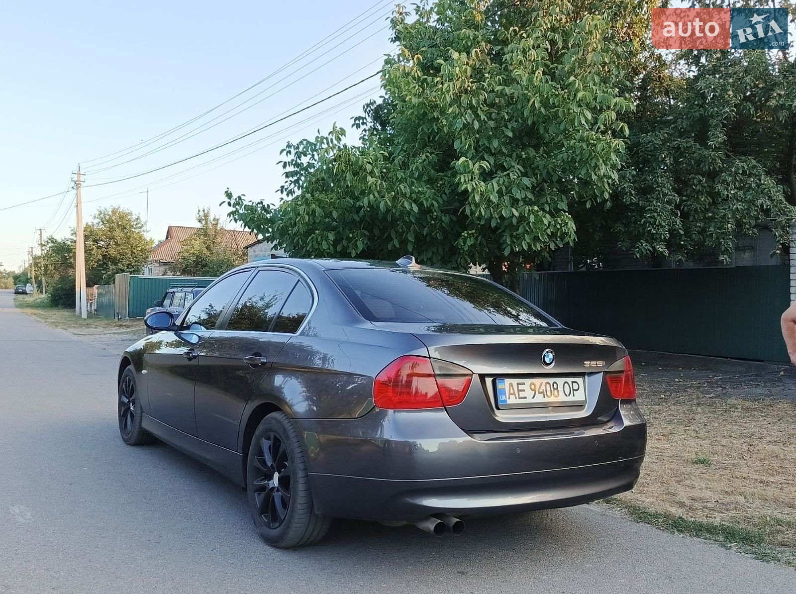 BMW 3 Series 2005 VIN WBAVB11060KT58404 фото оголошення 7 з 19