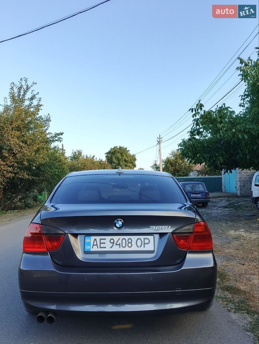 BMW 3 Series 2005 VIN WBAVB11060KT58404 фото оголошення 8 з 19