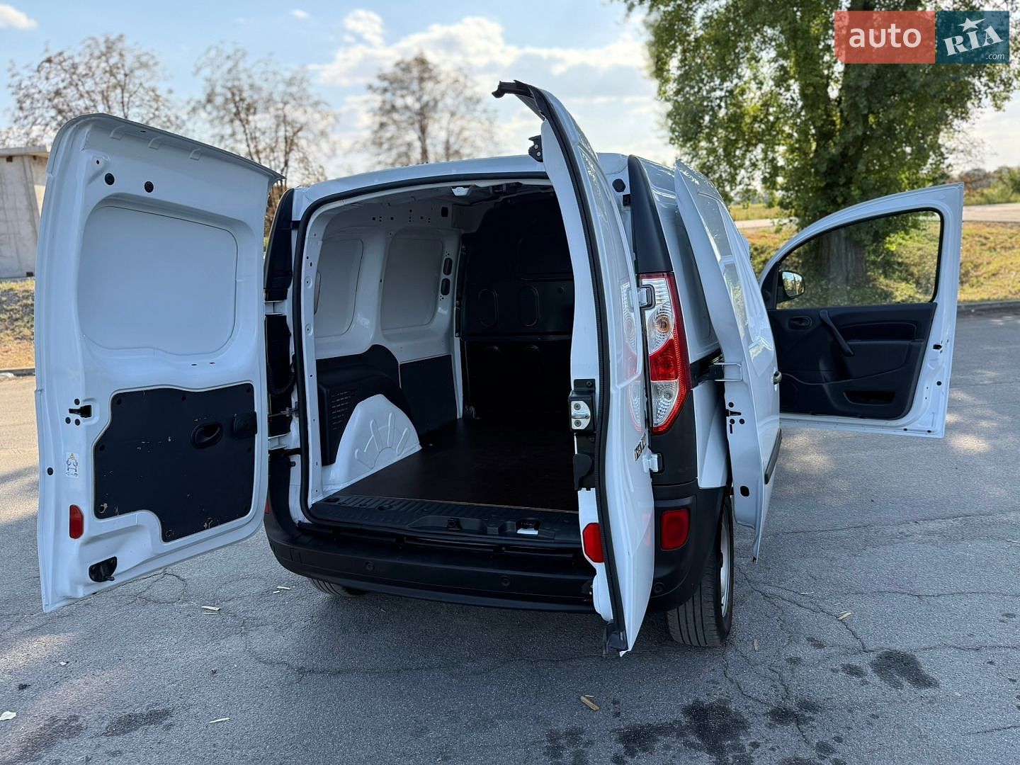 Renault Kangoo 2021 VIN VF1WF000367947203 фото оголошення 85 з 100