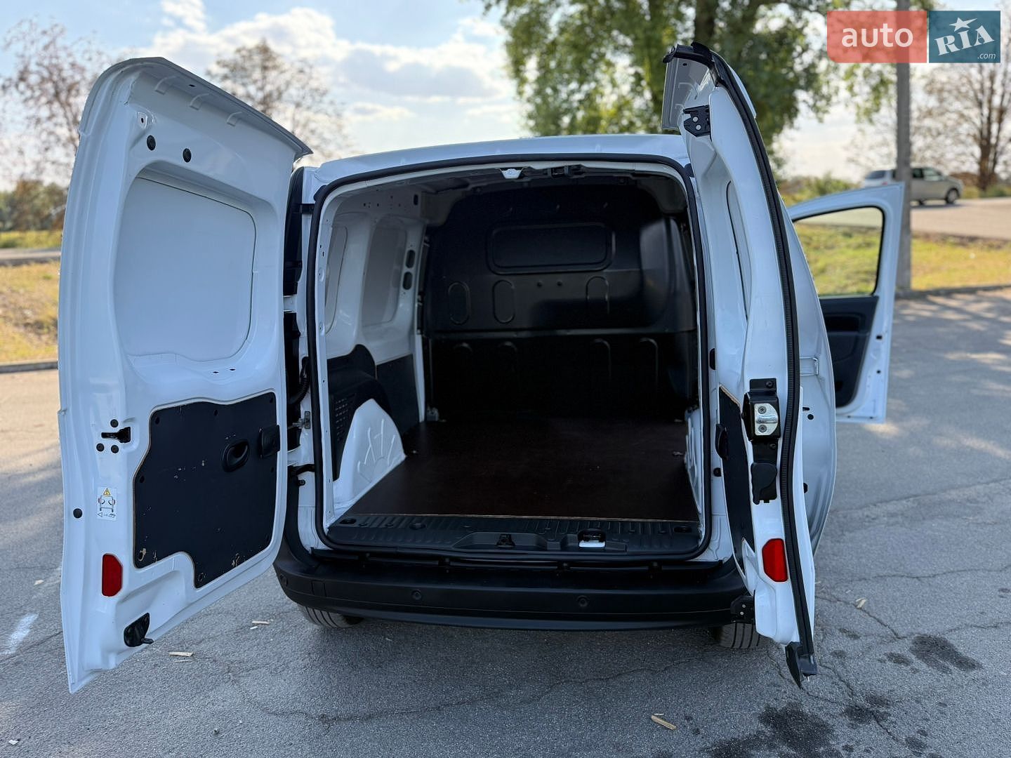 Renault Kangoo 2021 VIN VF1WF000367947203 фото оголошення 87 з 100