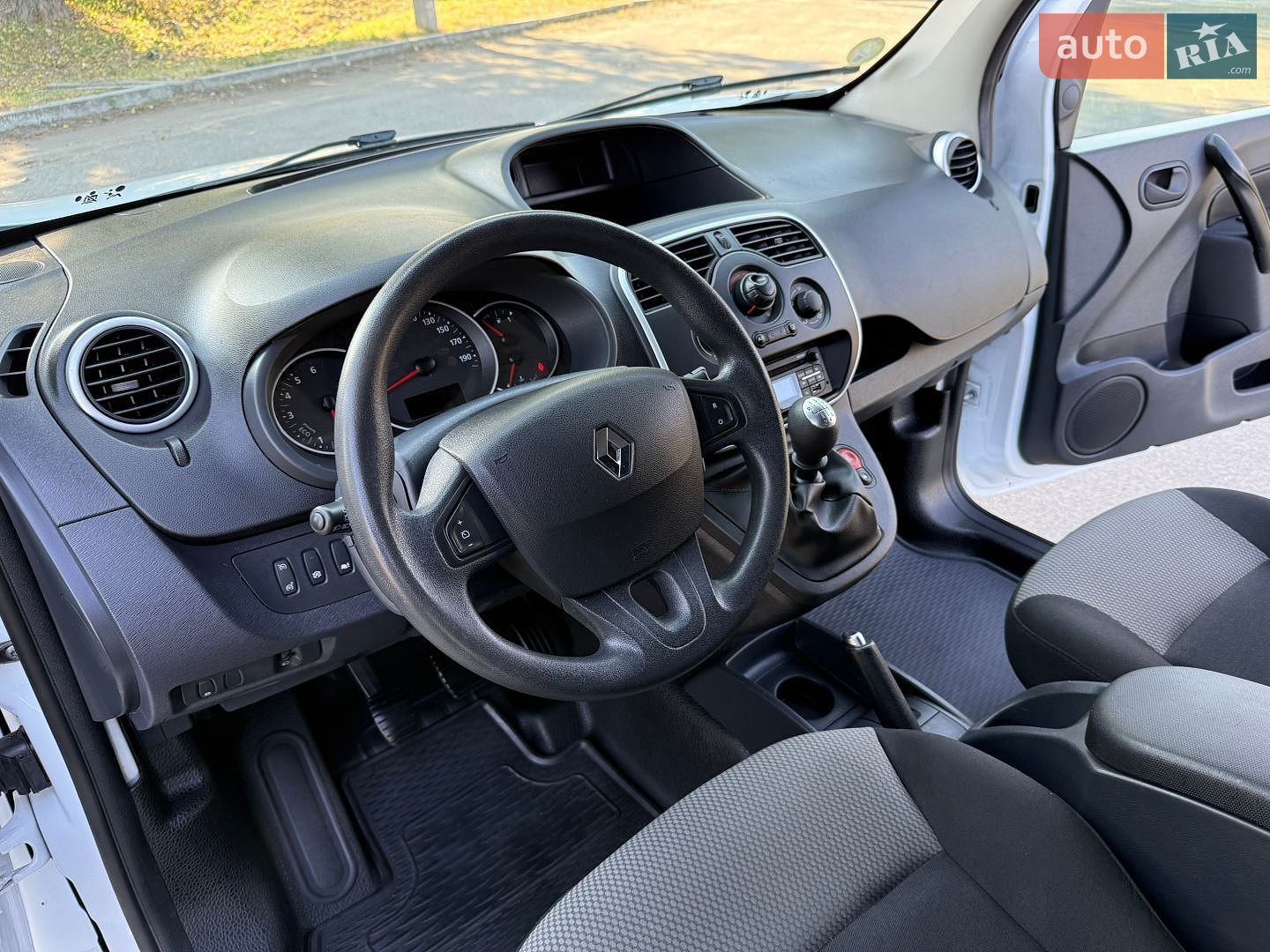 Renault Kangoo 2021 VIN VF1WF000367947203 фото оголошення 100 з 100