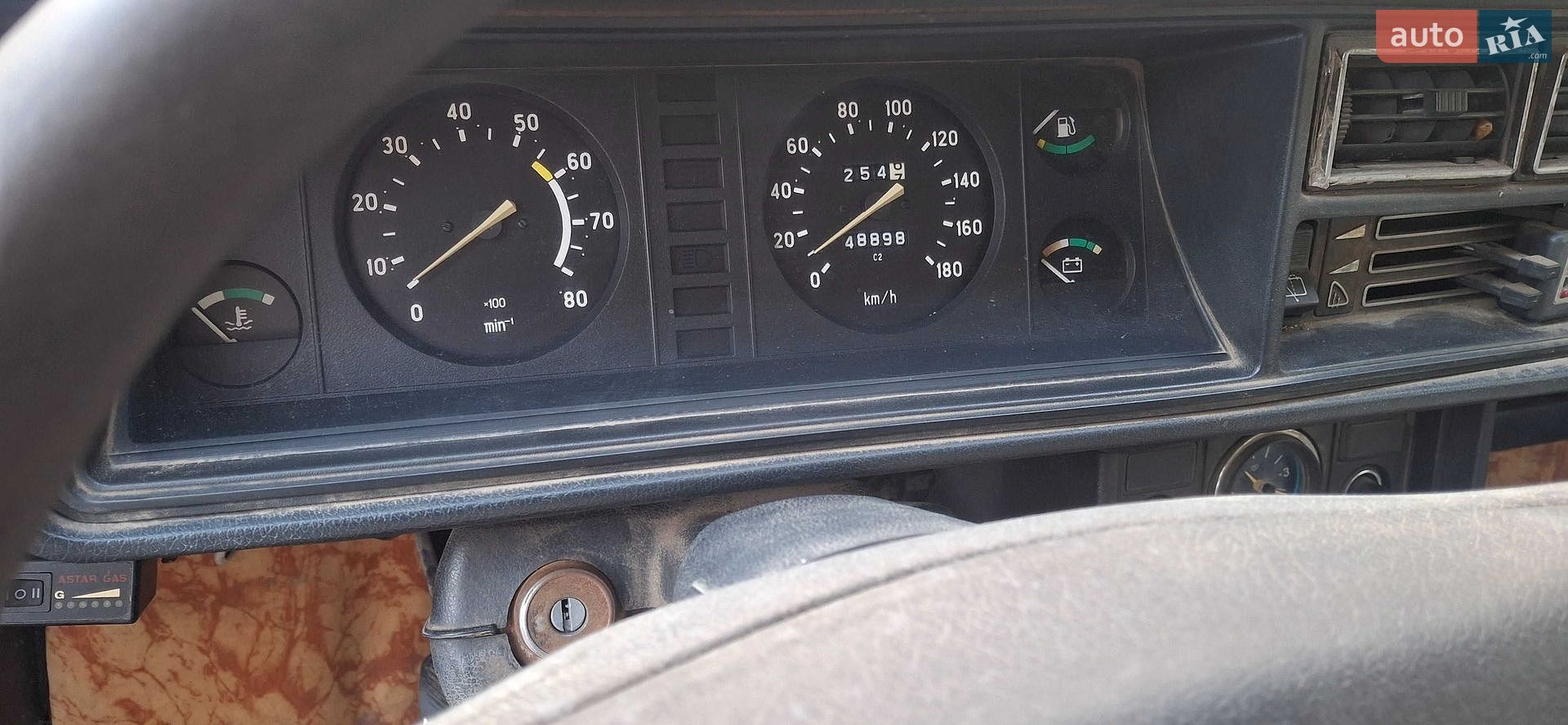 ВАЗ / Lada 2104 2004 VIN XTK21043040006089 фото оголошення 5 з 11
