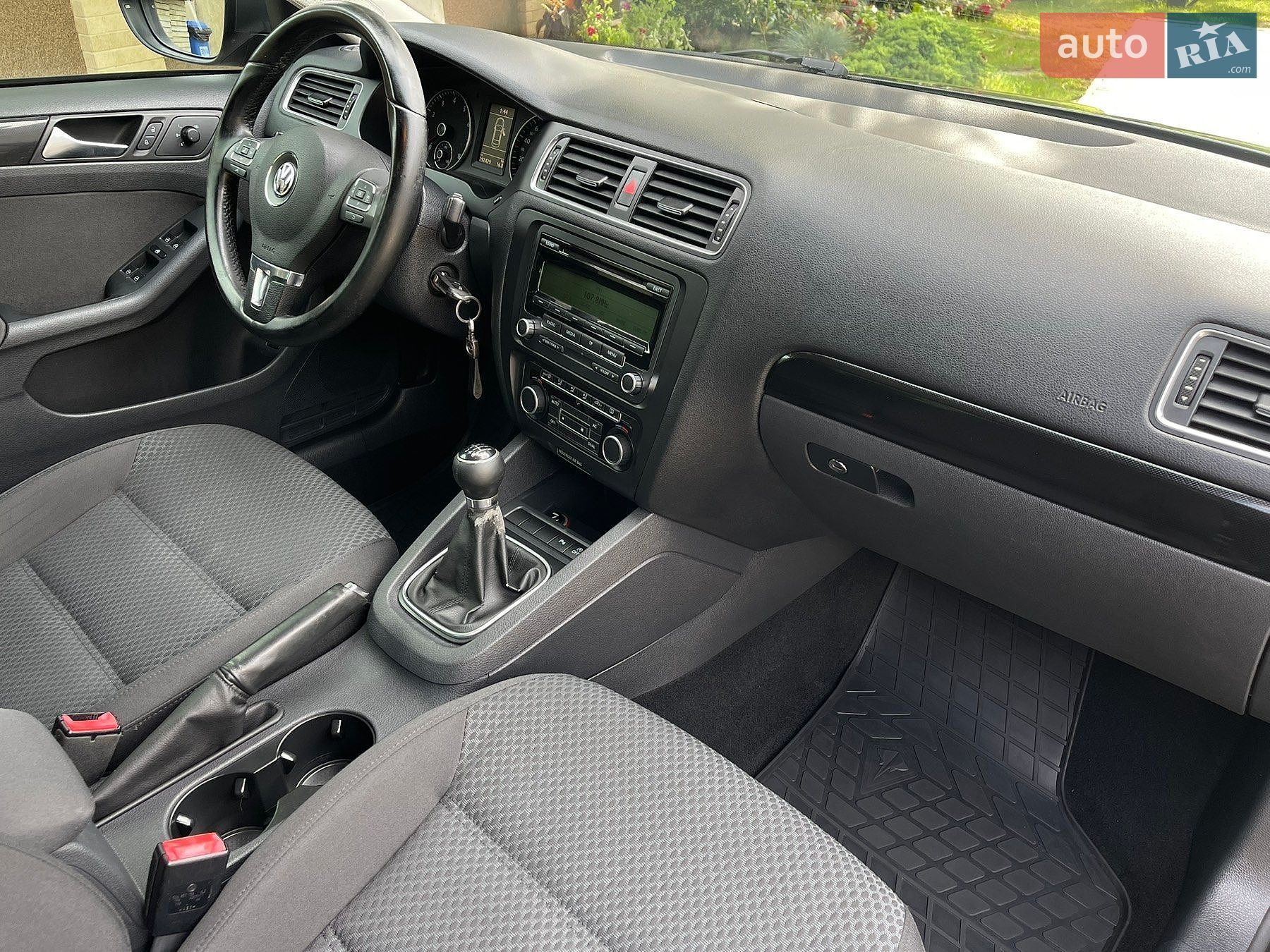 Volkswagen Jetta 2011 VIN WVWZZZ16ZBM088275 фото оголошення 16 з 24