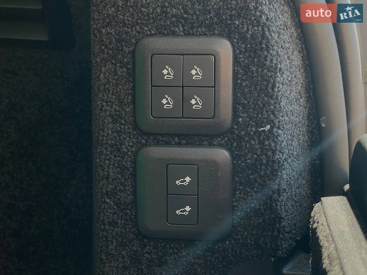 Land Rover Range Rover 2020 VIN SALGA2BK6KA565767 фото оголошення 11 з 47