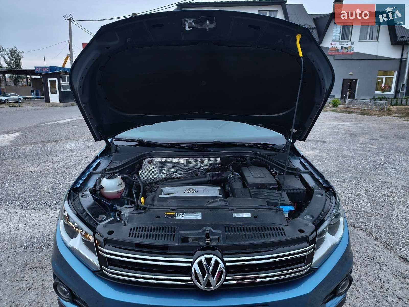Volkswagen Tiguan 2016 VIN WVGRV7AX8HK021221 фото оголошення 12 з 30