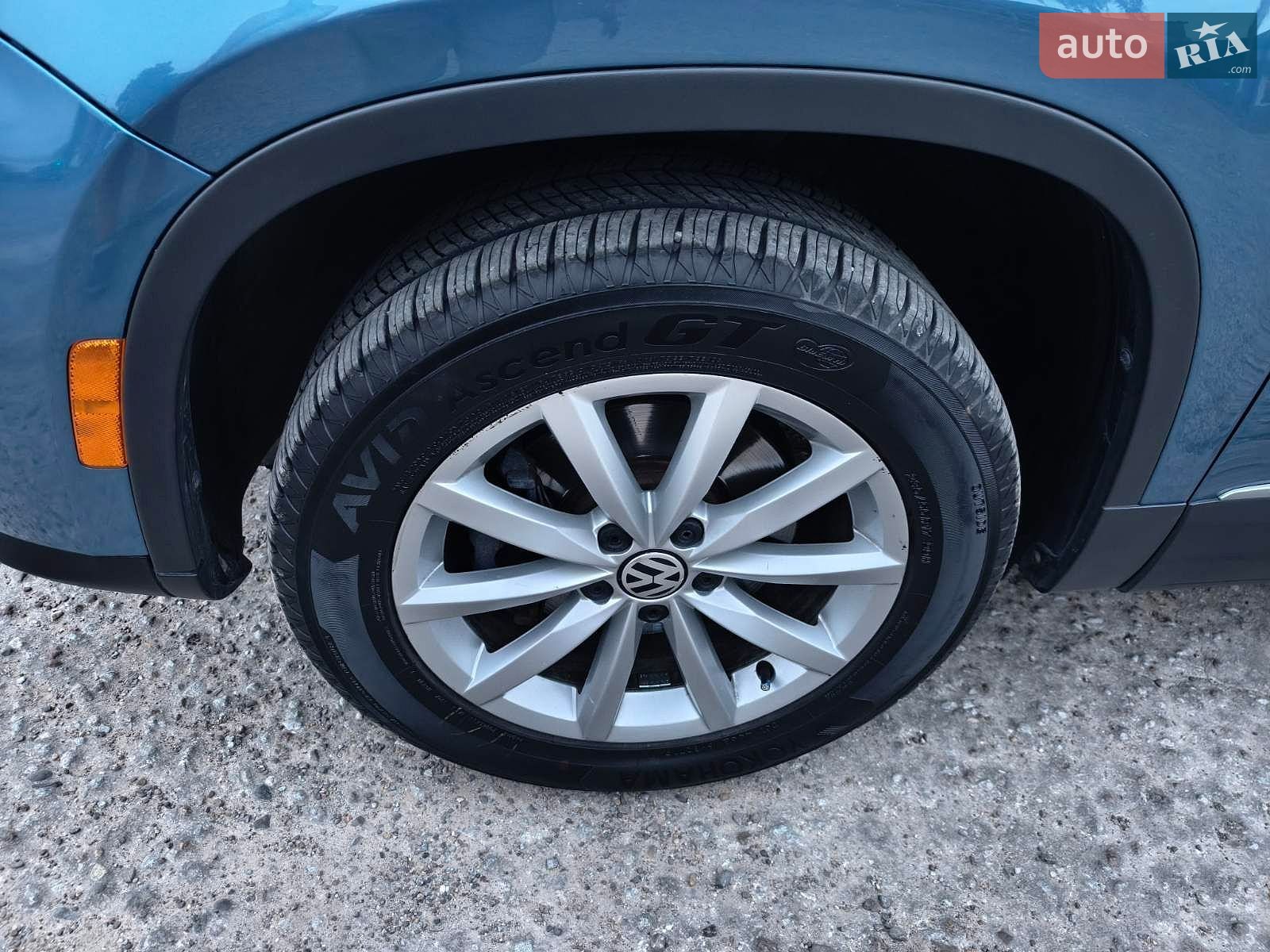 Volkswagen Tiguan 2016 VIN WVGRV7AX8HK021221 фото оголошення 17 з 30
