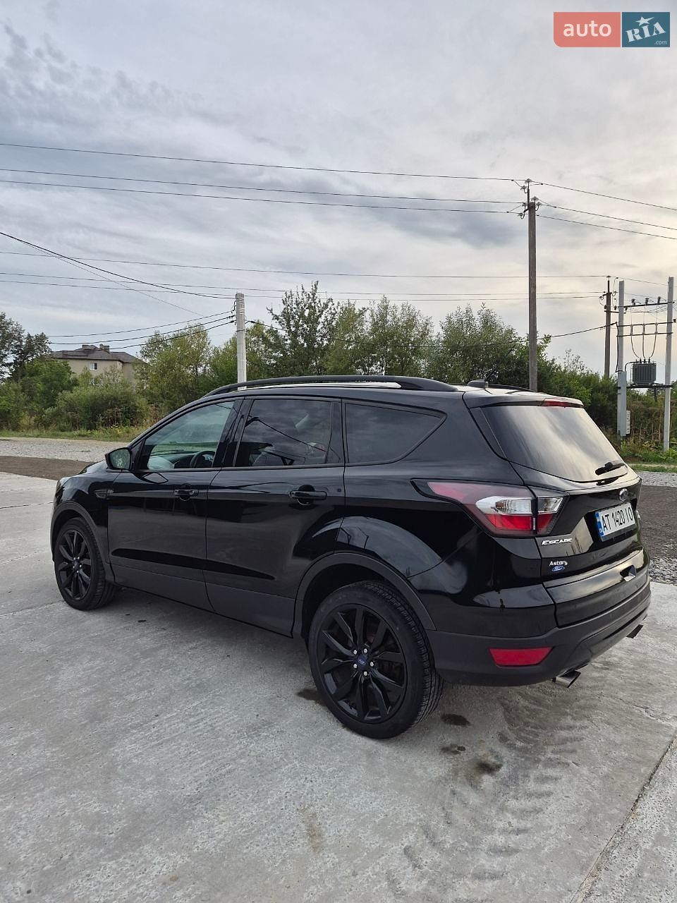Ford Escape 2016 VIN 1FMCU9G98HUC22084 фото оголошення 12 з 27