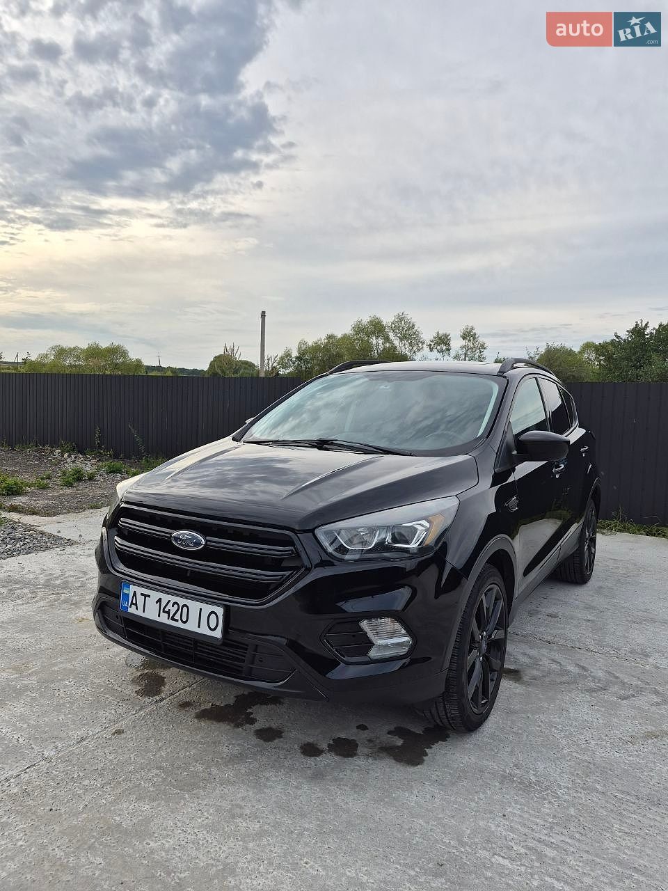 Ford Escape 2016 VIN 1FMCU9G98HUC22084 фото оголошення 14 з 27