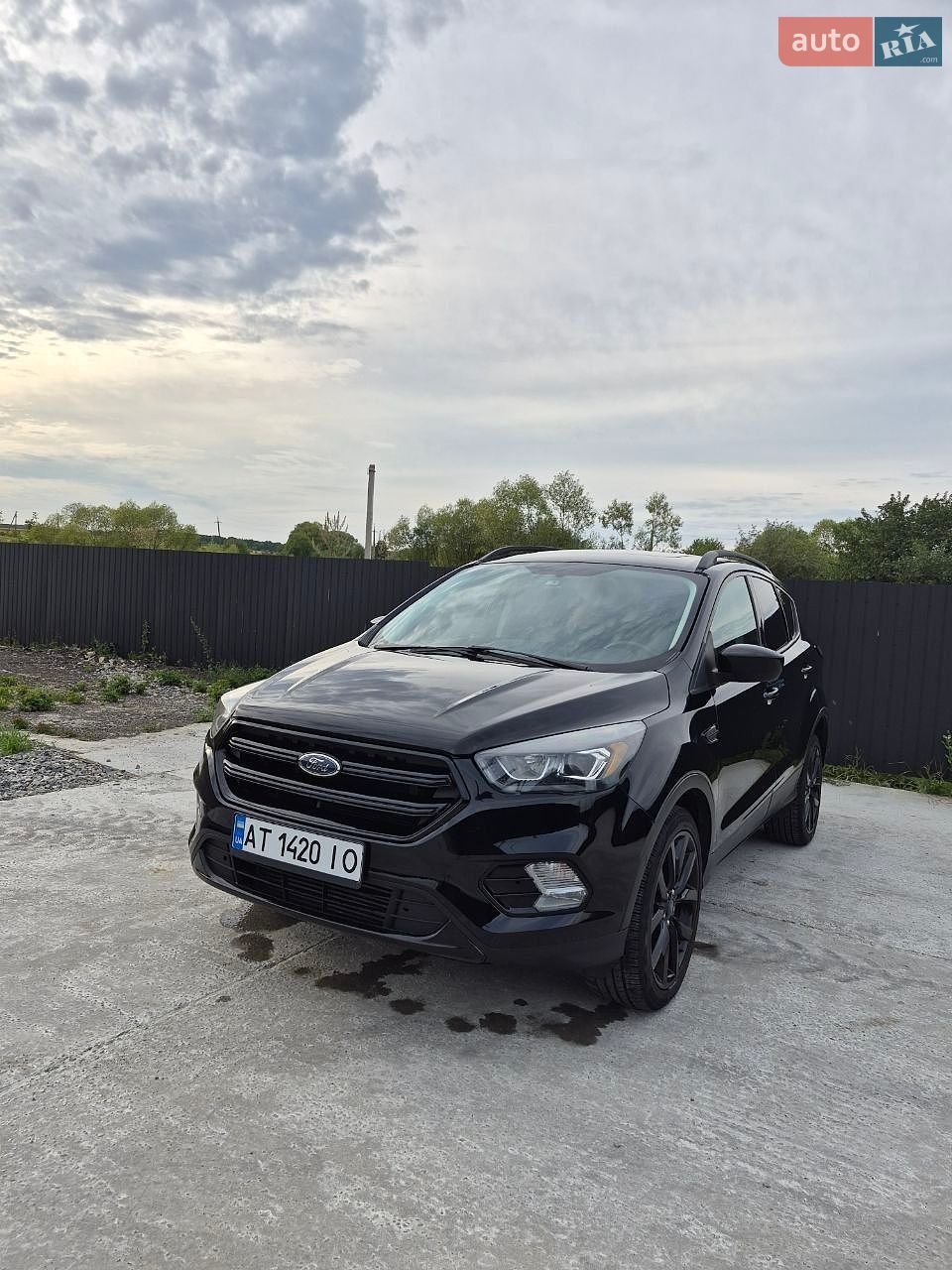 Ford Escape 2016 VIN 1FMCU9G98HUC22084 фото оголошення 35 з 48