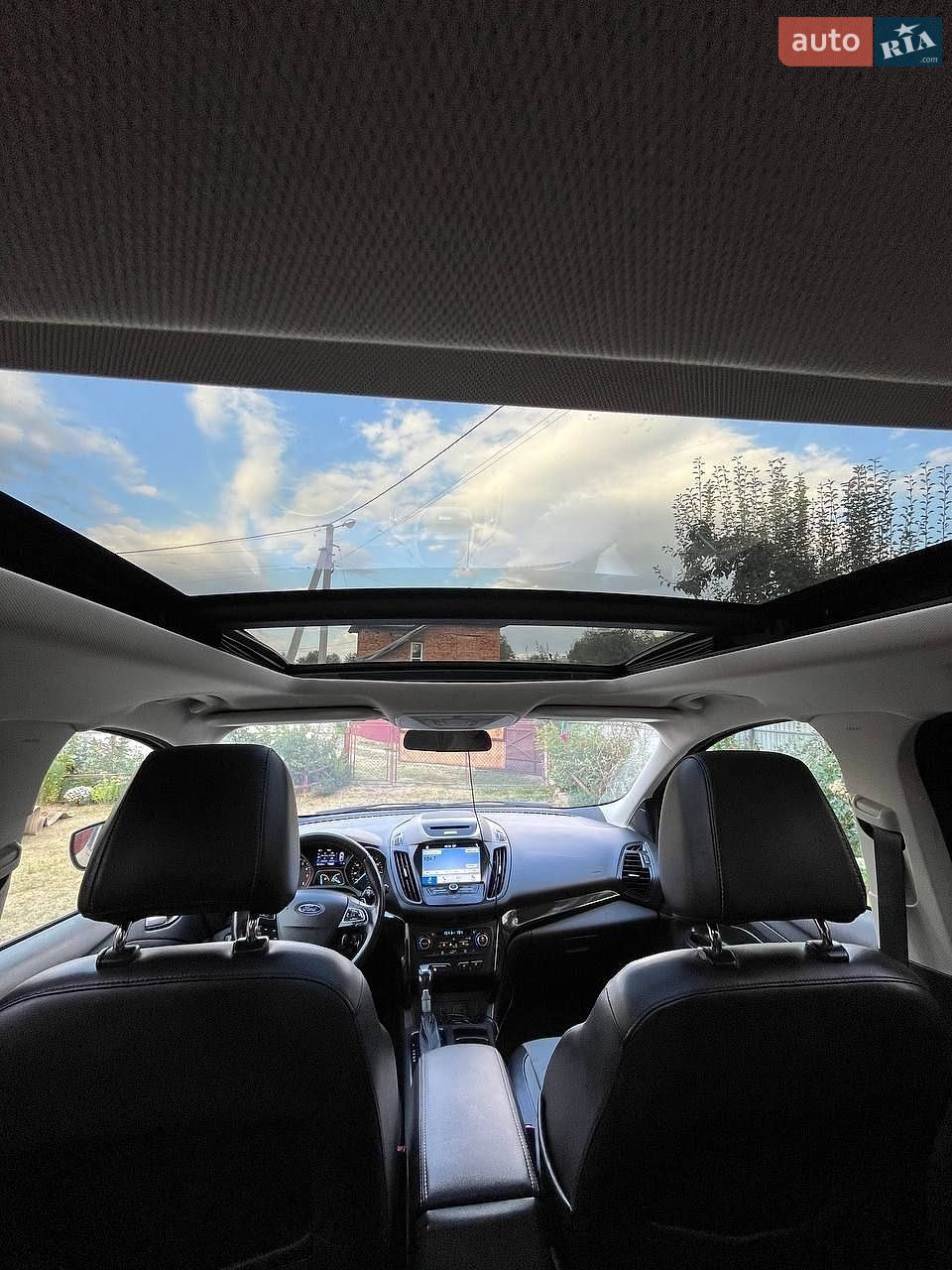 Ford Escape 2016 VIN 1FMCU9G98HUC22084 фото оголошення 18 з 27
