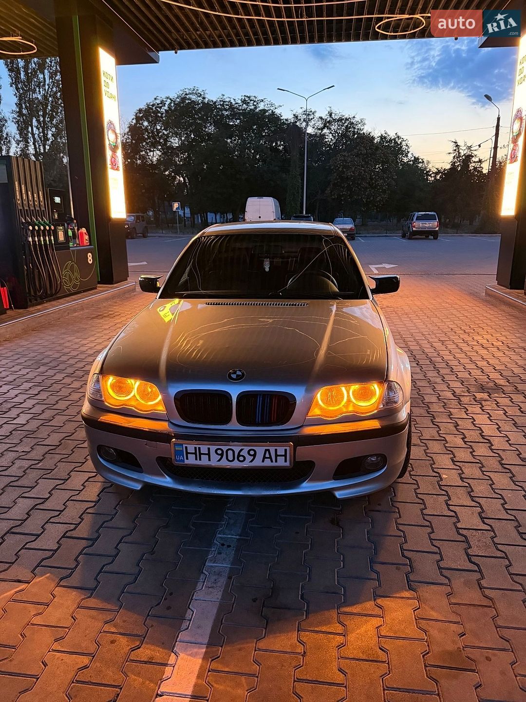 BMW 3 Series 2000 VIN WBAAV510X0JT46338 фото оголошення 4 з 26