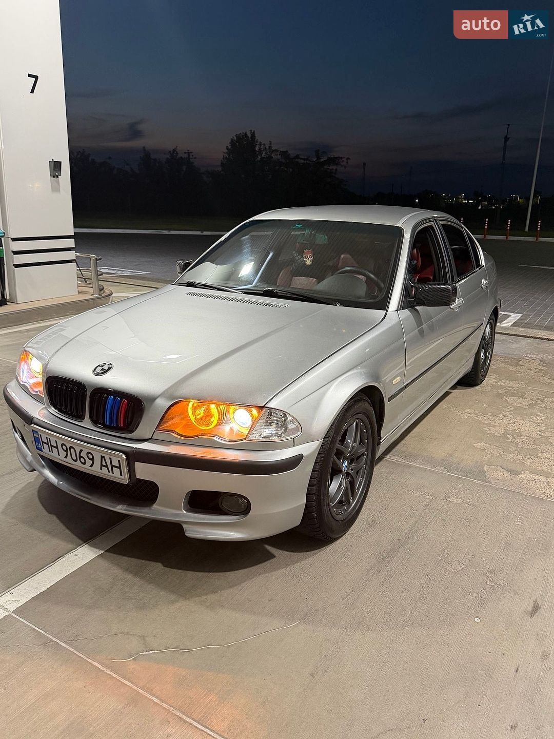 BMW 3 Series 2000 VIN WBAAV510X0JT46338 фото оголошення 12 з 26