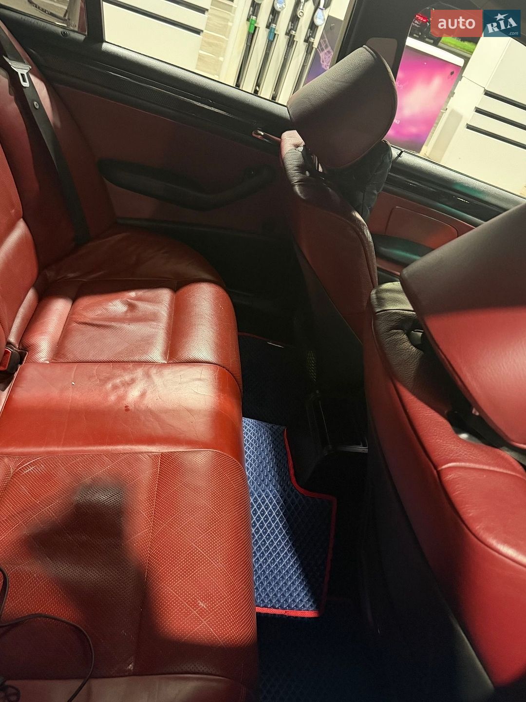 BMW 3 Series 2000 VIN WBAAV510X0JT46338 фото оголошення 23 з 26