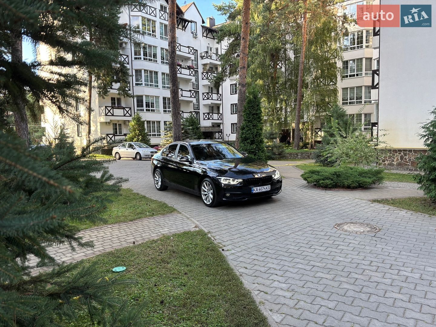 BMW 3 Series 2017 VIN WBA8E5G59JNU46829 фото оголошення 16 з 48
