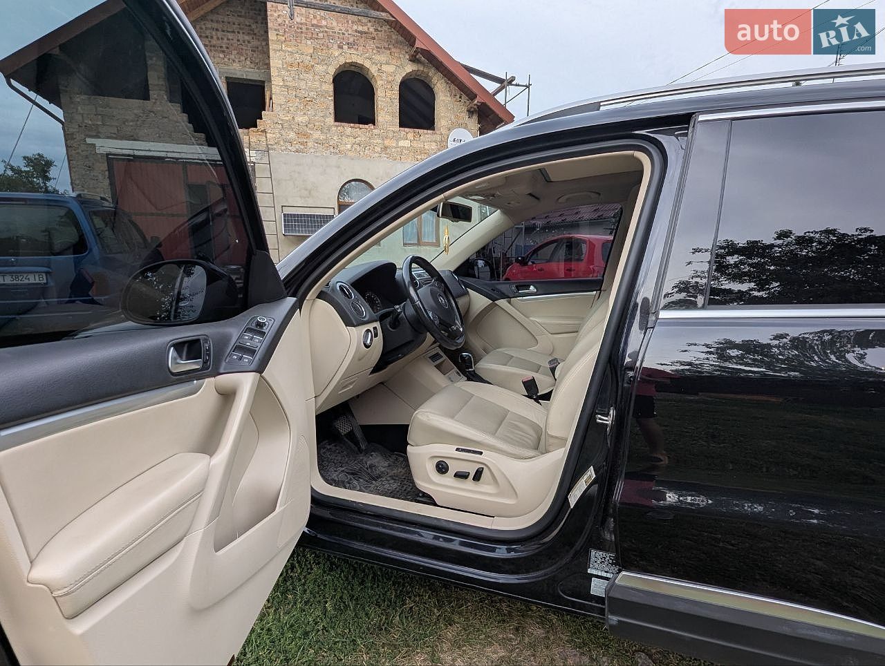 Volkswagen Tiguan 2013 VIN WVGAV3AX3DW597582 фото оголошення 8 з 24