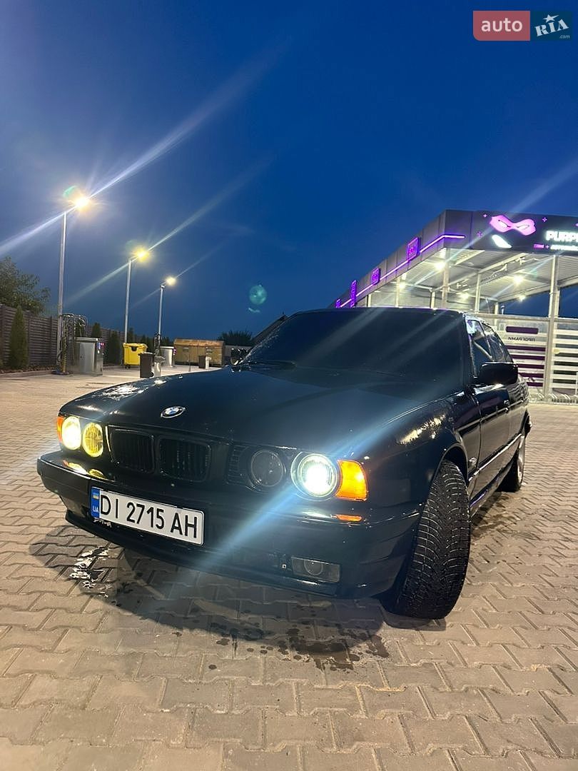BMW 5 Series 1993 VIN WBAHD51060BG60213 фото оголошення 2 з 8
