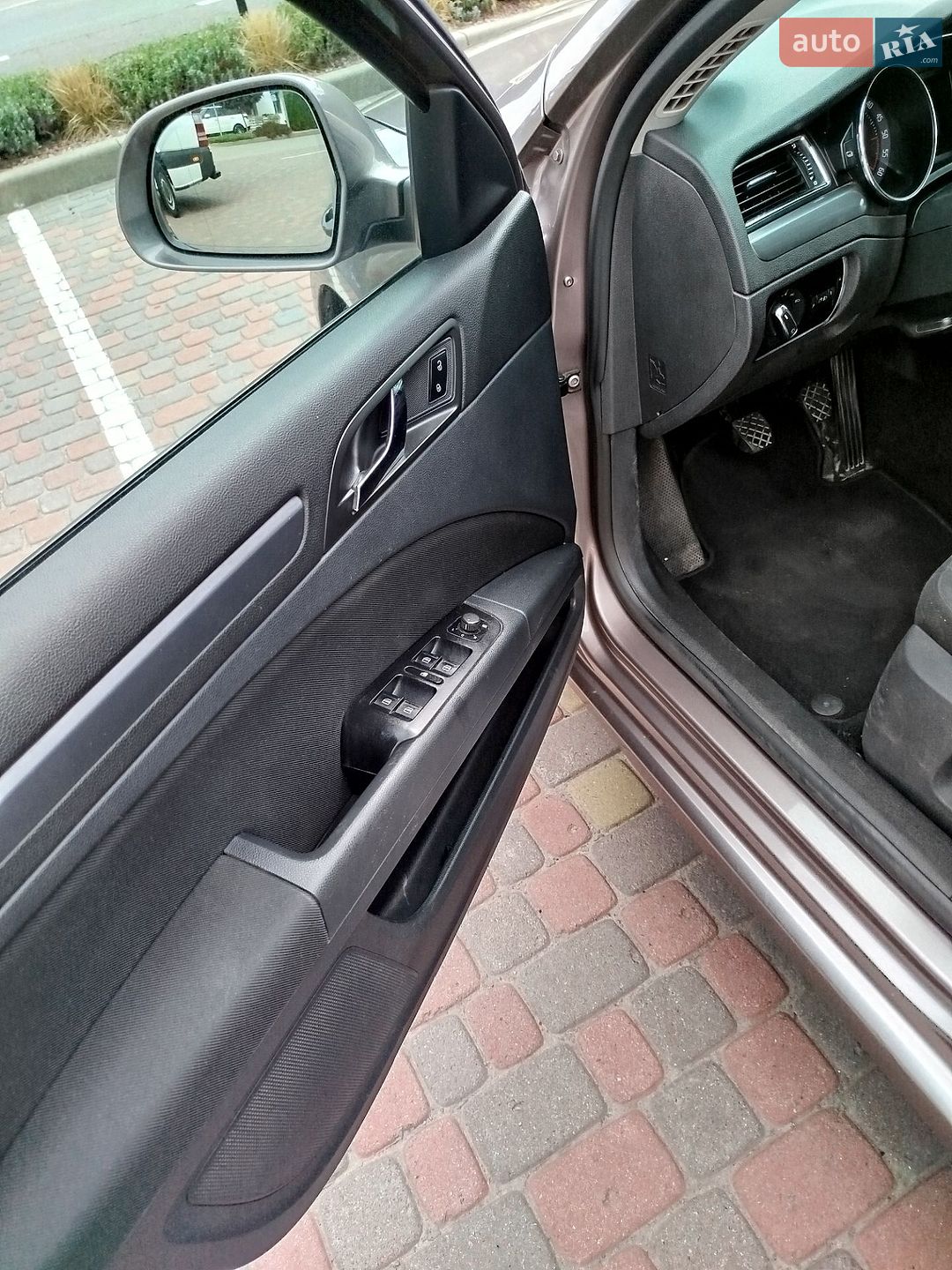 Skoda Superb 2012 VIN TMBJJ73T3D9012760 фото оголошення 6 з 8