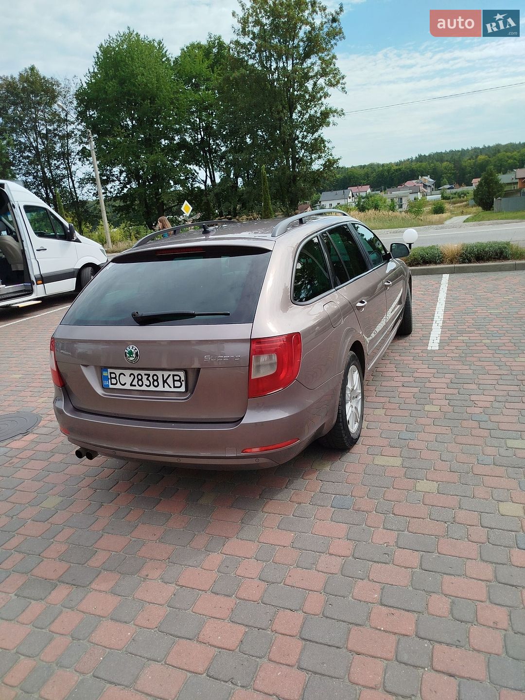Skoda Superb 2012 VIN TMBJJ73T3D9012760 фото оголошення 4 з 8