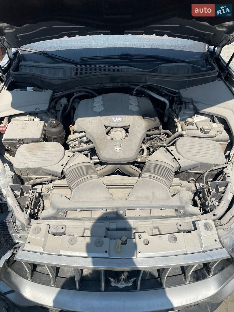 Maserati Levante 2016 VIN ZN661YUA7HX233173 фото оголошення 10 з 13