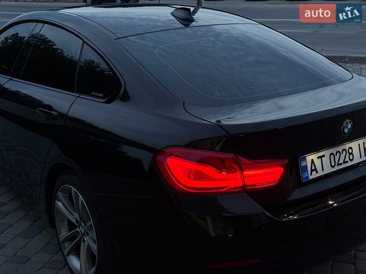 BMW 4 Series 2018 VIN WBA4J1C5XKBM18209 фото оголошення 20 з 44