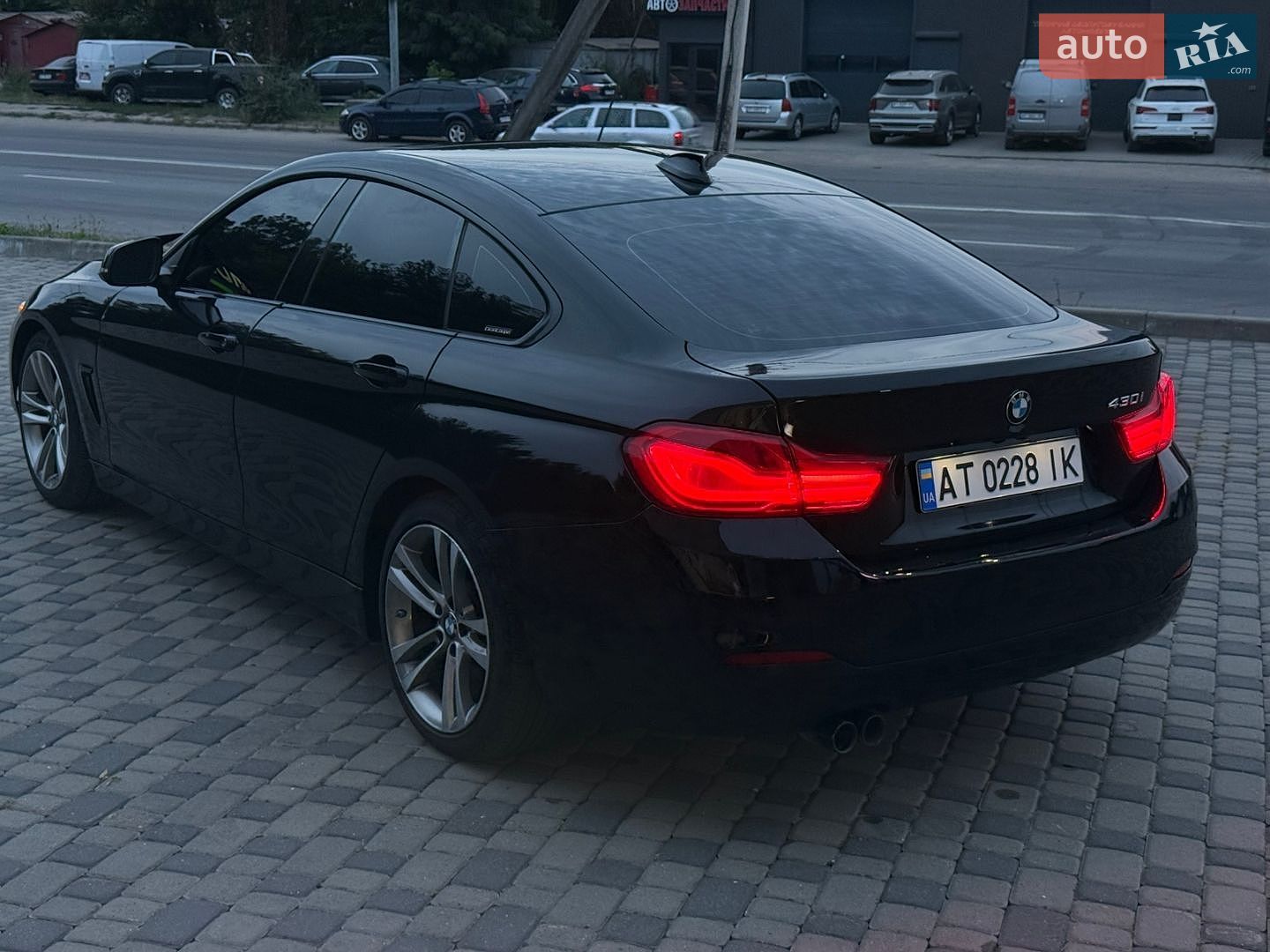 BMW 4 Series 2018 VIN WBA4J1C5XKBM18209 фото оголошення 21 з 44