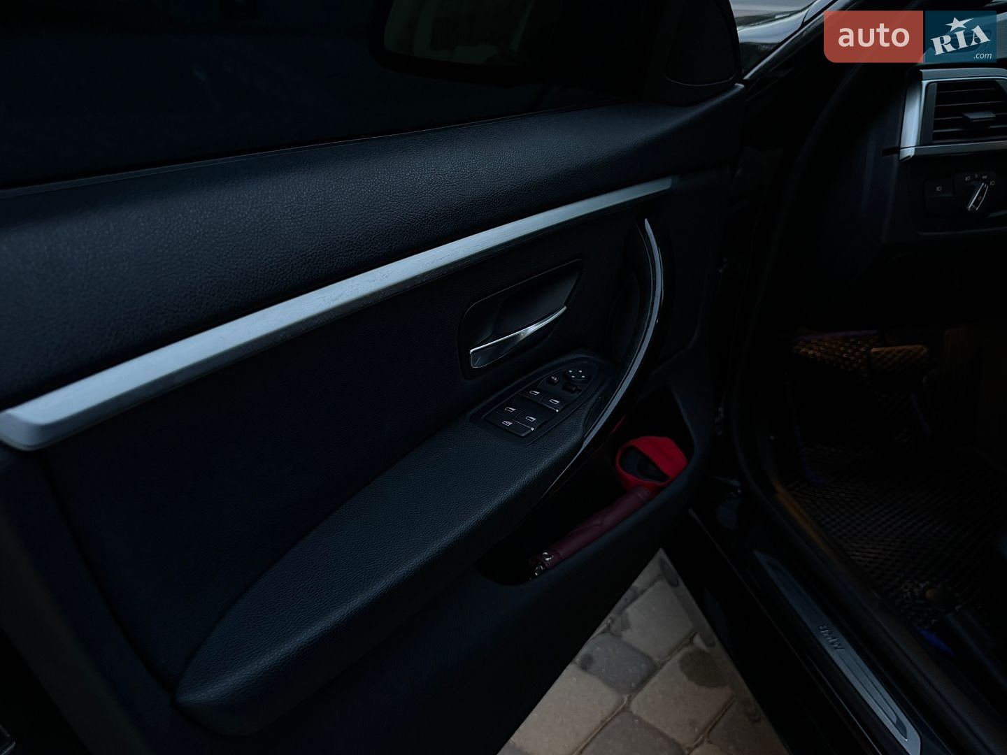 BMW 4 Series 2018 VIN WBA4J1C5XKBM18209 фото оголошення 30 з 44