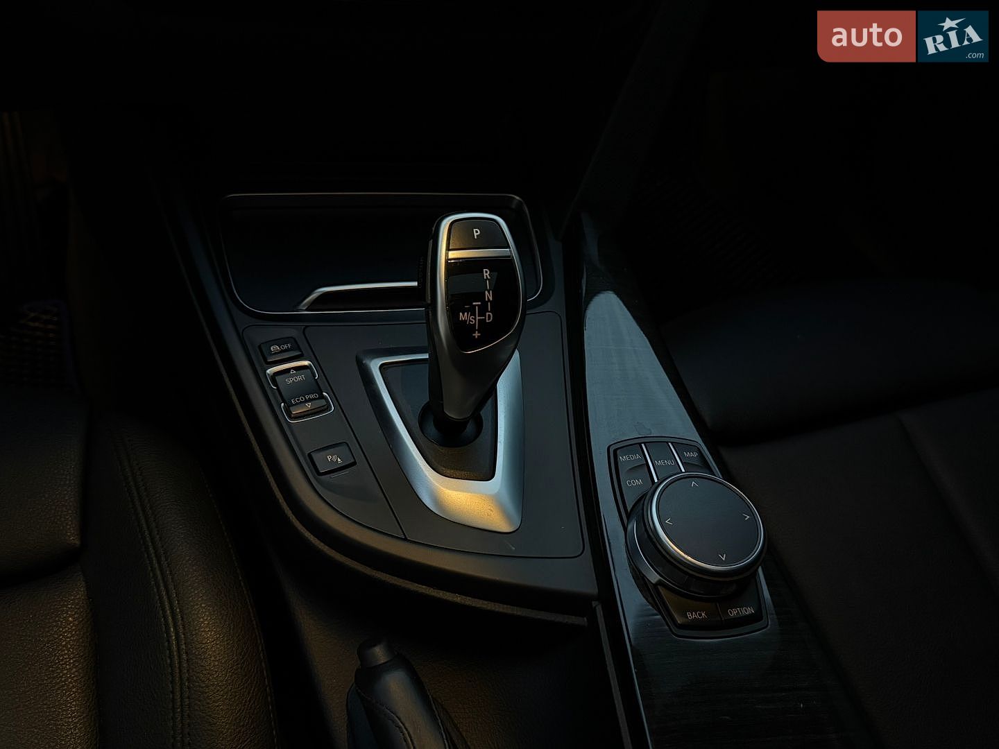 BMW 4 Series 2018 VIN WBA4J1C5XKBM18209 фото оголошення 33 з 44