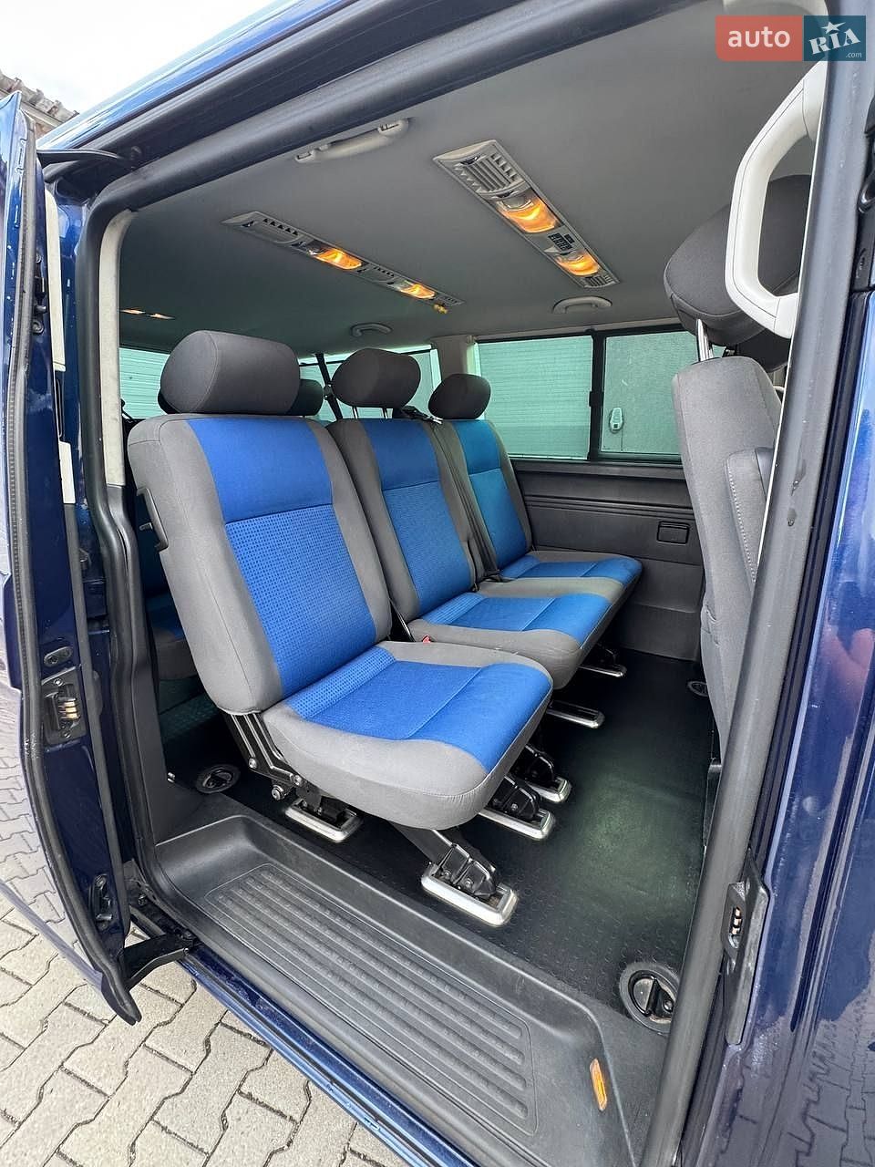 Volkswagen Caravelle 2007 VIN WV2ZZZ7HZ8H087184 фото оголошення 8 з 17