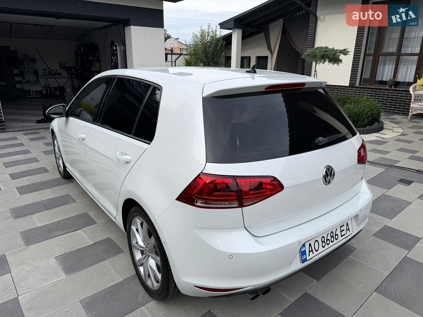 Volkswagen Golf 2014 VIN WVWZZZAUZEW072691 фото оголошення 3 з 10
