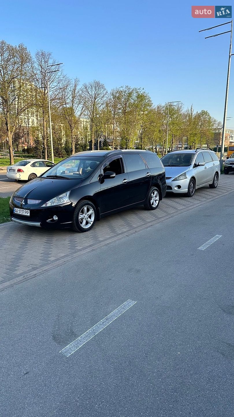 Mitsubishi Grandis 2007 VIN JMBLRNA4W8Z001199 фото оголошення 5 з 10