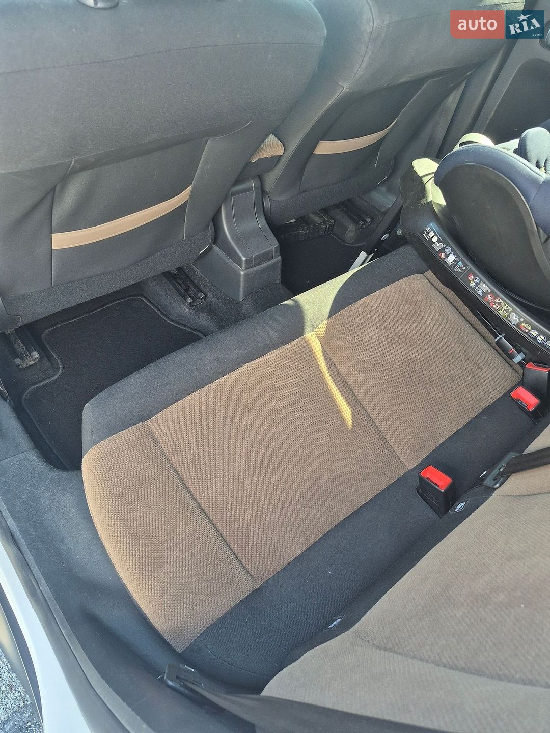 Citroen C4 Cactus 2016 VIN VF70B9HPGGE558768 фото оголошення 8 з 13