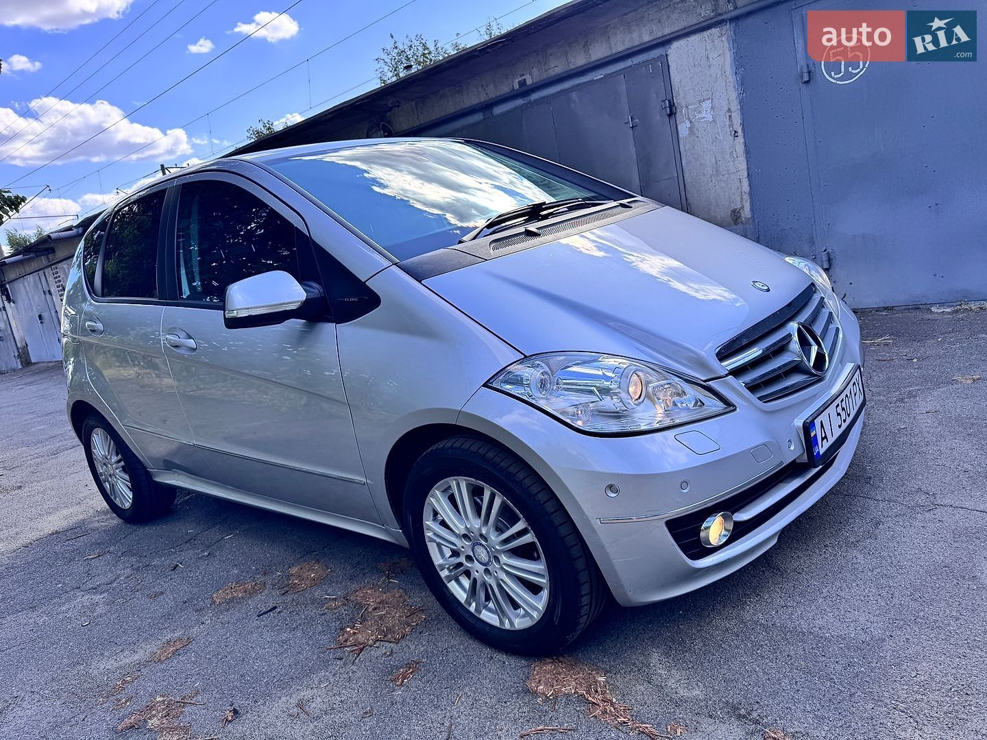 Mercedes-Benz A-Class 2011 VIN WDD1690322J958392 фото оголошення 2 з 35