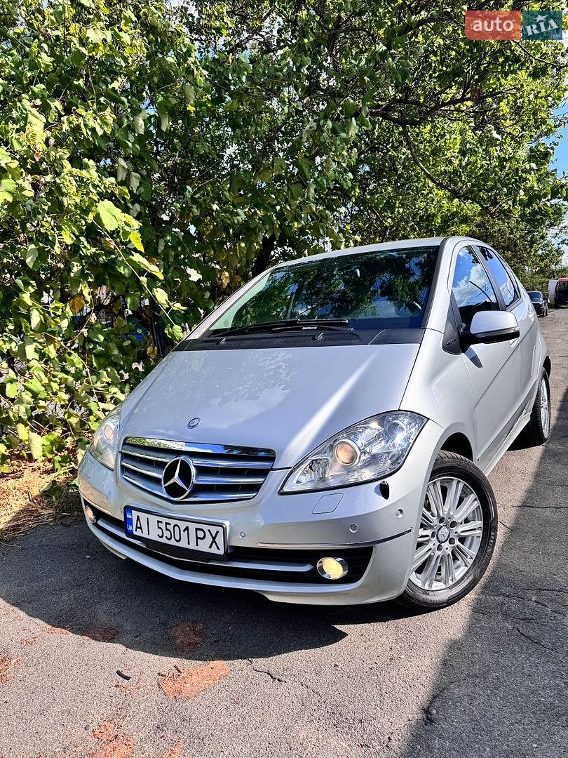 Mercedes-Benz A-Class 2011 VIN WDD1690322J958392 фото оголошення 3 з 35