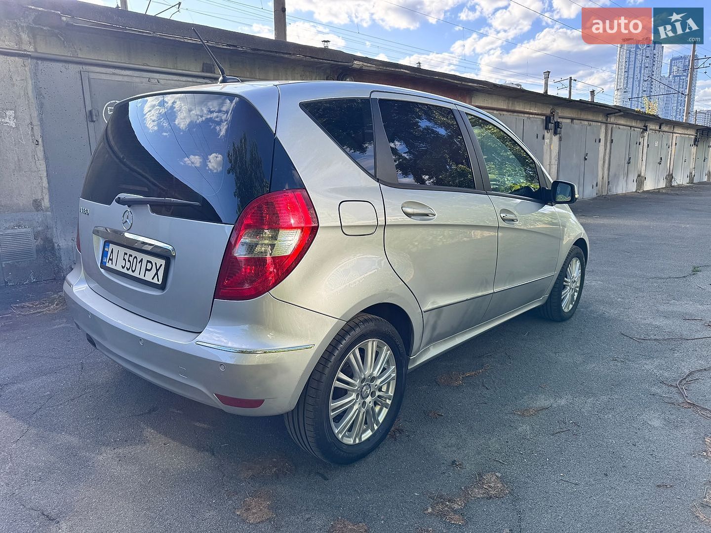 Mercedes-Benz A-Class 2011 VIN WDD1690322J958392 фото оголошення 10 з 35
