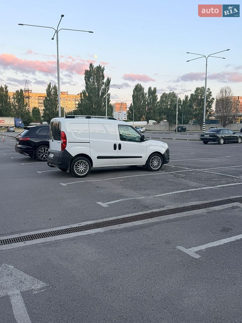 Opel Combo 2012 VIN W0L6ZXC1AC9511843 фото оголошення 4 з 22