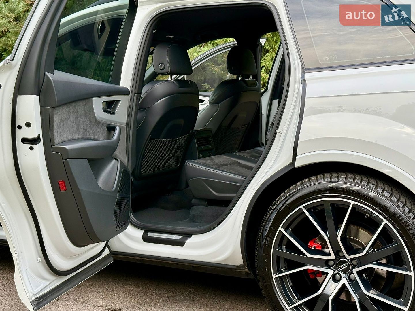 Audi Q7 2021 VIN WAUZZZ4M8ND009881 фото оголошення 22 з 94